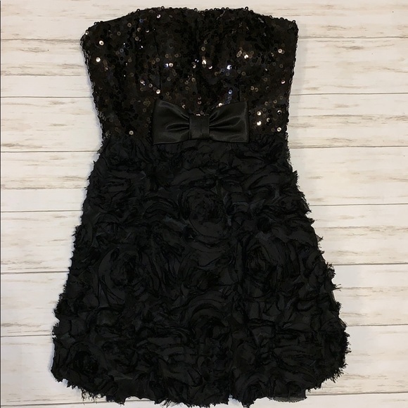 Cire Mini Sequin Dress Size 2 - Picture 1 of 7